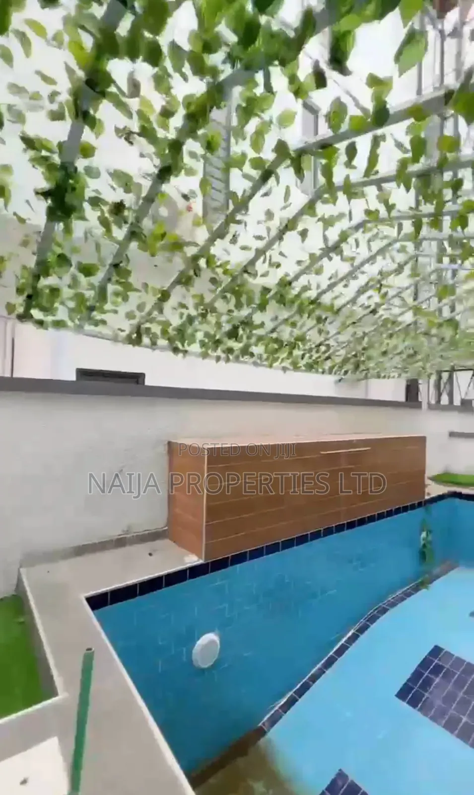 5bdrm Duplex in Chevron, Lekki for rent in Lekki