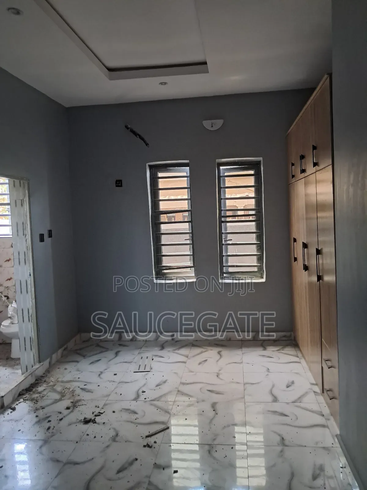 3bdrm Apartment in Close 50 Satellite for rent in Satellite Town