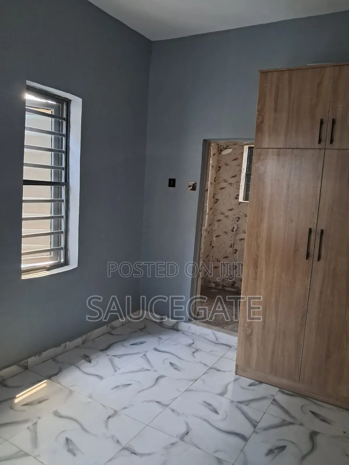 3bdrm Apartment in Close 50 Satellite for rent in Satellite Town