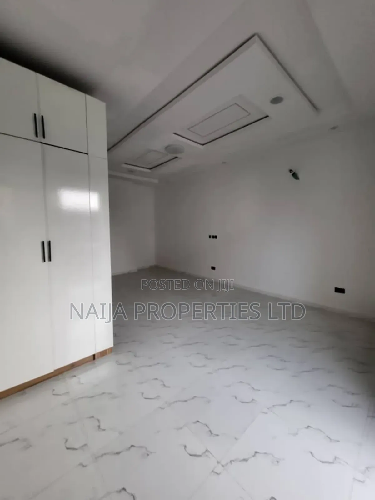 4bdrm Duplex in Abraham Adesanya, Ajah for rent in Ajah