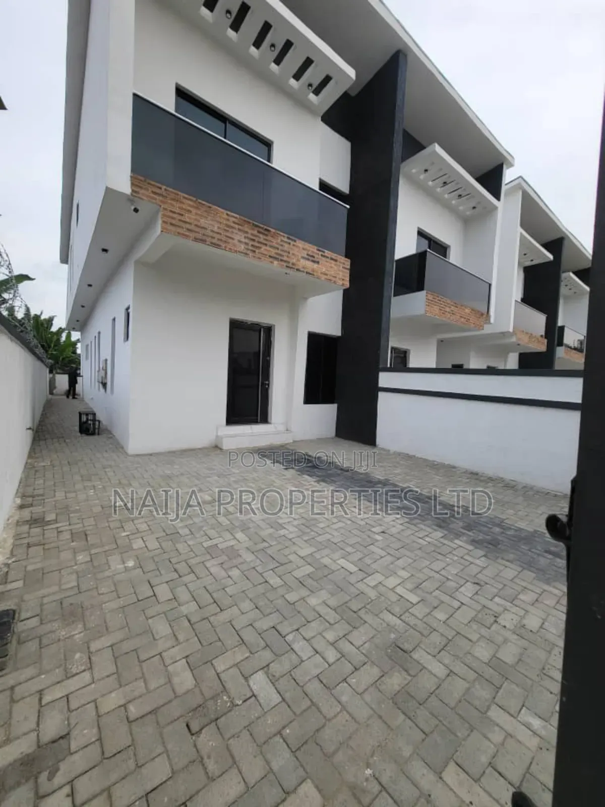 4bdrm Duplex in Abraham Adesanya, Ajah for rent in Ajah