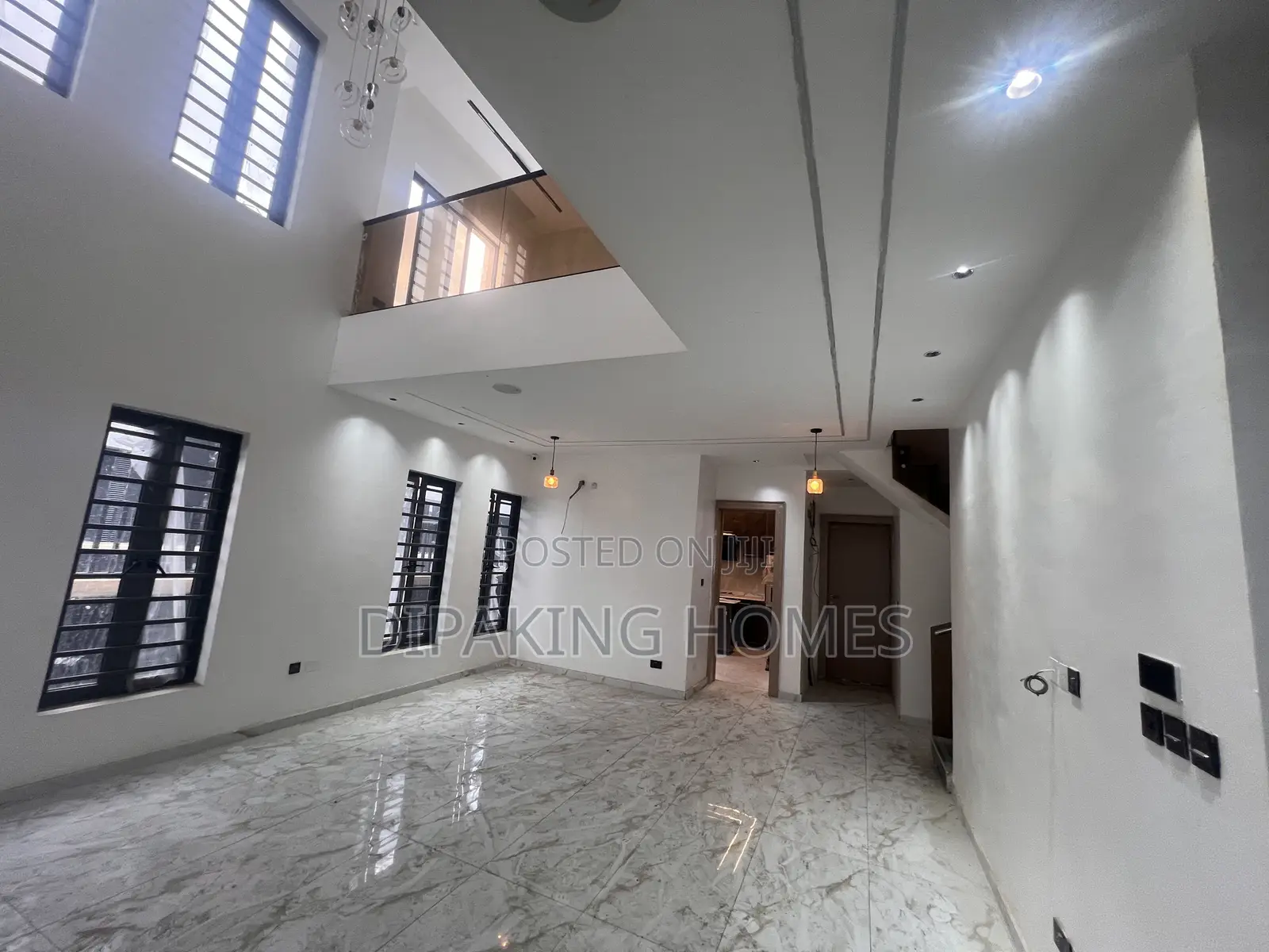 Furnished 4bdrm Duplex in Omole Phase 1 for sale in Omole Phase 1