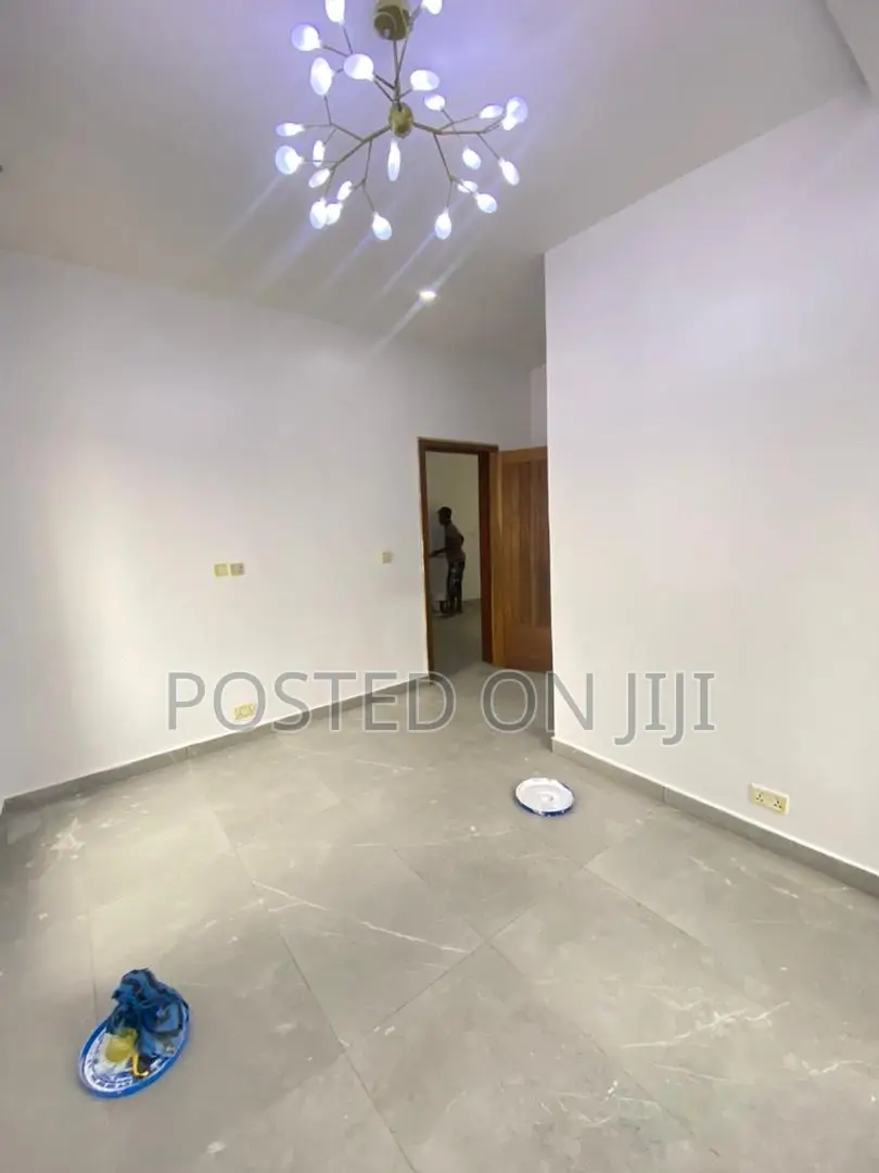 5bdrm Duplex in Admiralty, Lekki Phase 1 for rent in Lekki Phase 1