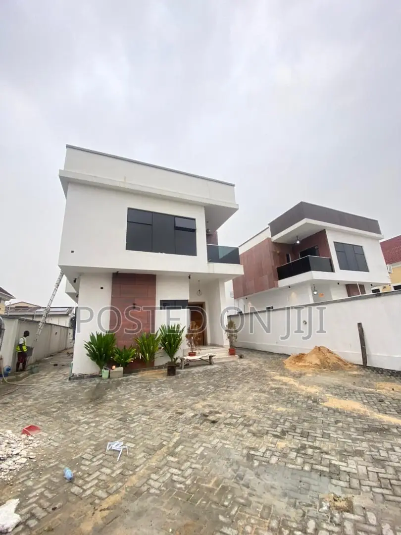 5bdrm Duplex in Admiralty, Lekki Phase 1 for rent in Lekki Phase 1