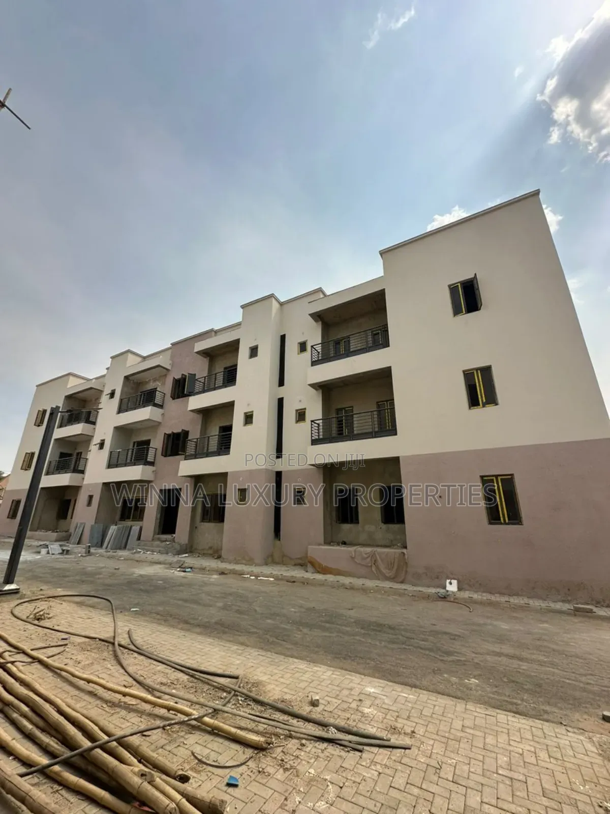 3bdrm Apartment in Kado for sale in Kado