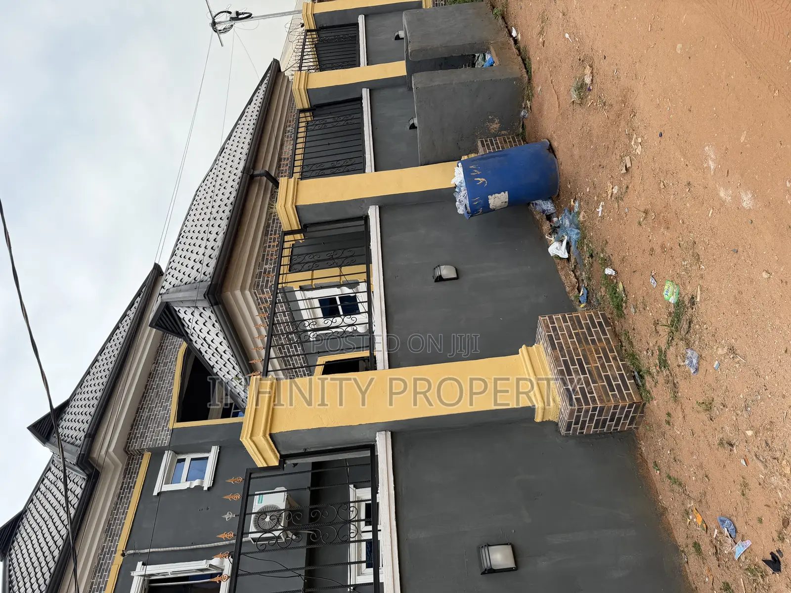 3bdrm Block of Flats in Benin City for sale in Benin City