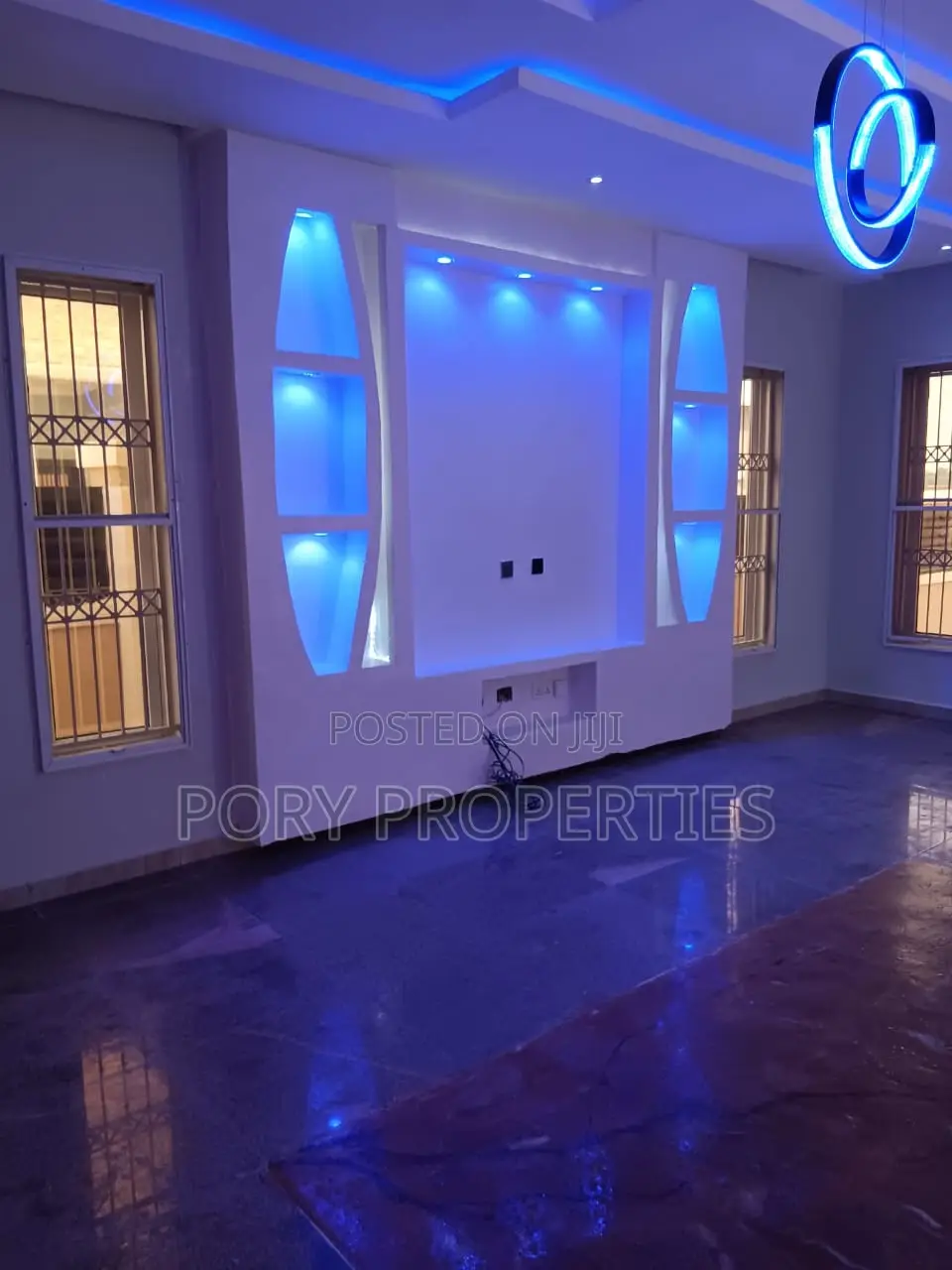 Furnished 4bdrm Duplex in Jericho Gra for sale in Jericho