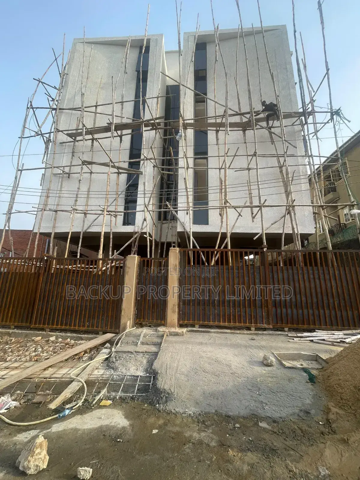 Studio Apartment in Yaba for sale in Yaba