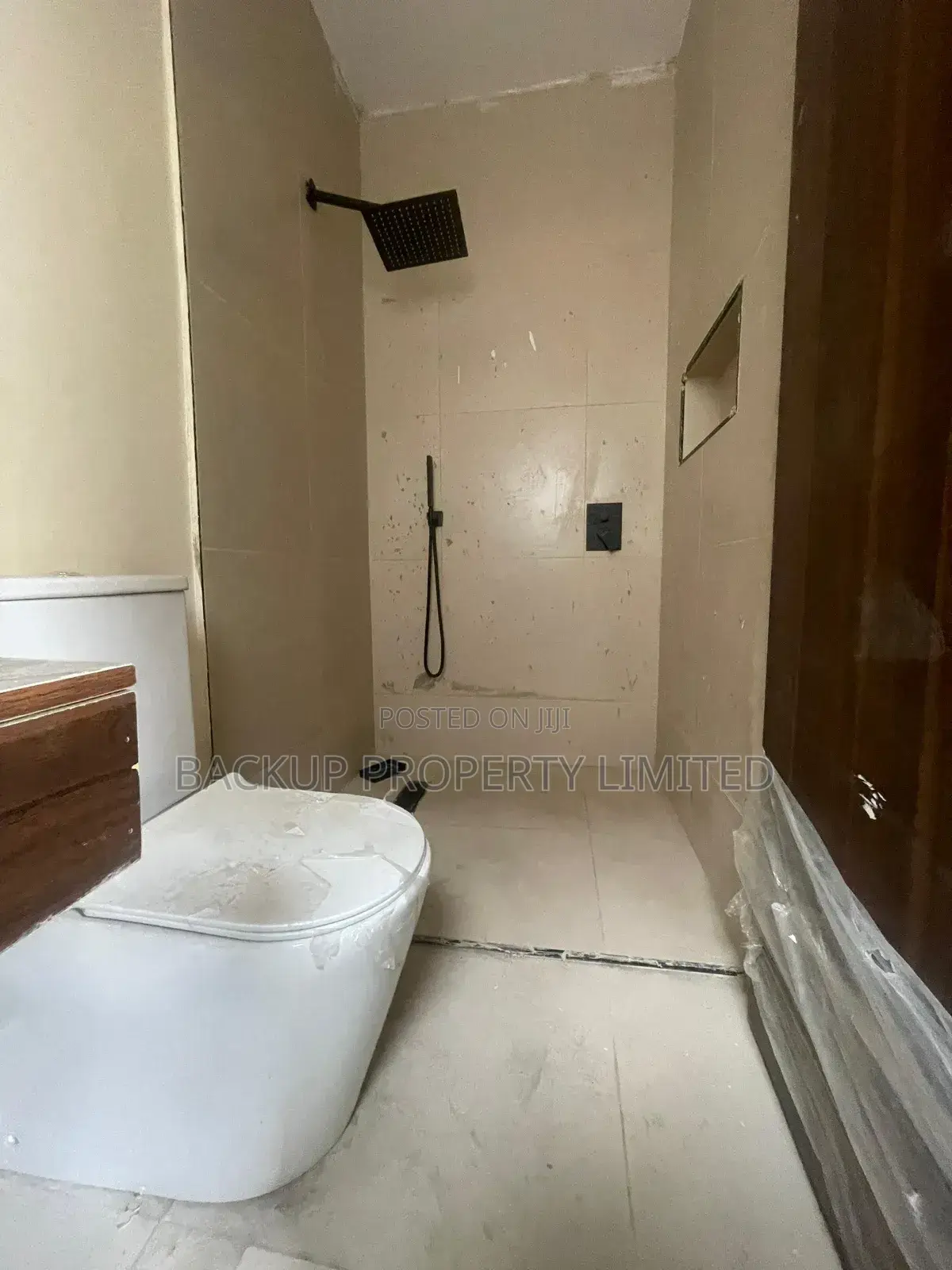 Studio Apartment in Yaba for sale in Yaba