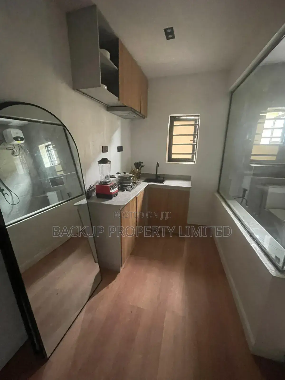 Furnished Studio Apartment in Shomolu / Shomolu for sale in Shomolu / Shomolu