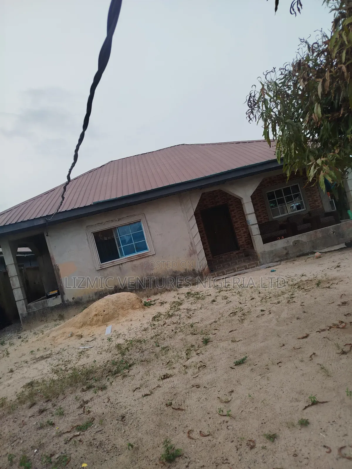 3bdrm Bungalow in Greenlite, Lekki Expressway for sale in Lekki Expressway