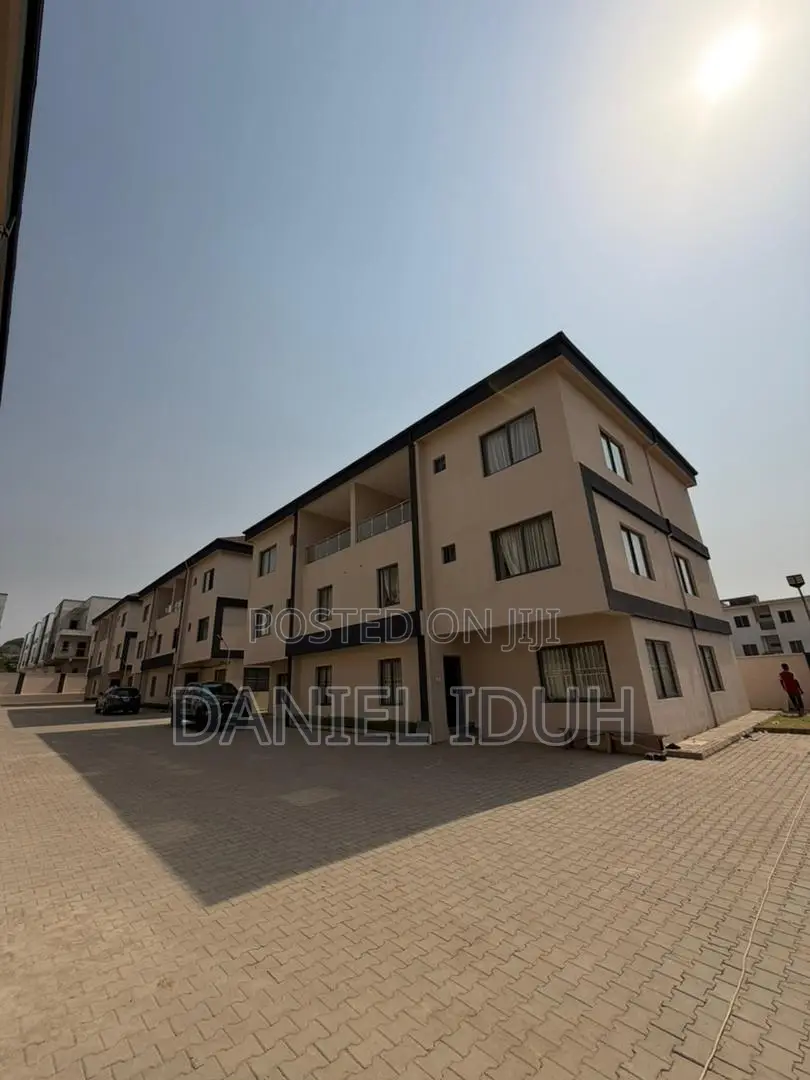 5bdrm Duplex in Mabushi for sale in Mabushi