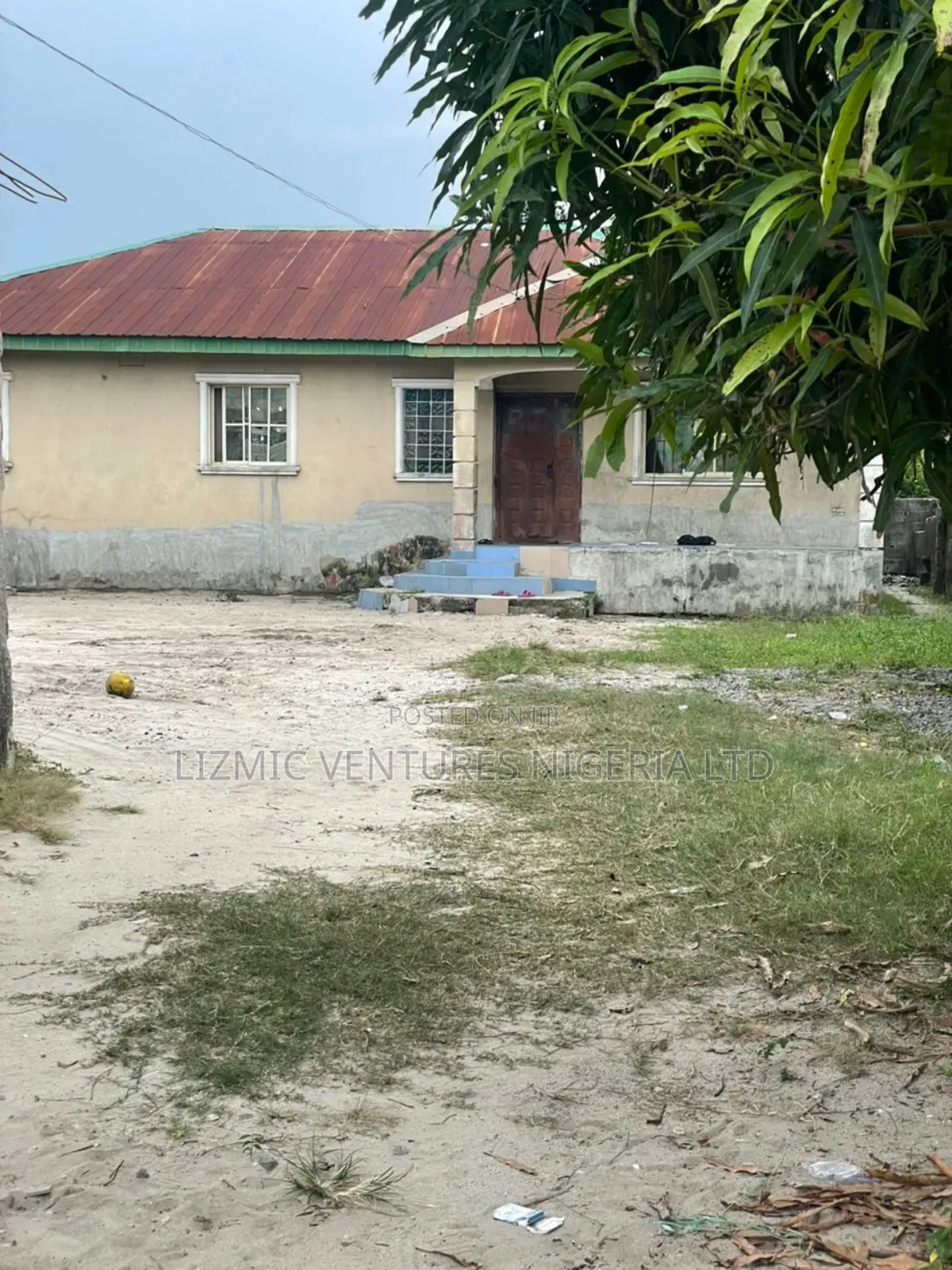 3bdrm Bungalow in Greenlite, Lekki Expressway for sale in Lekki Expressway