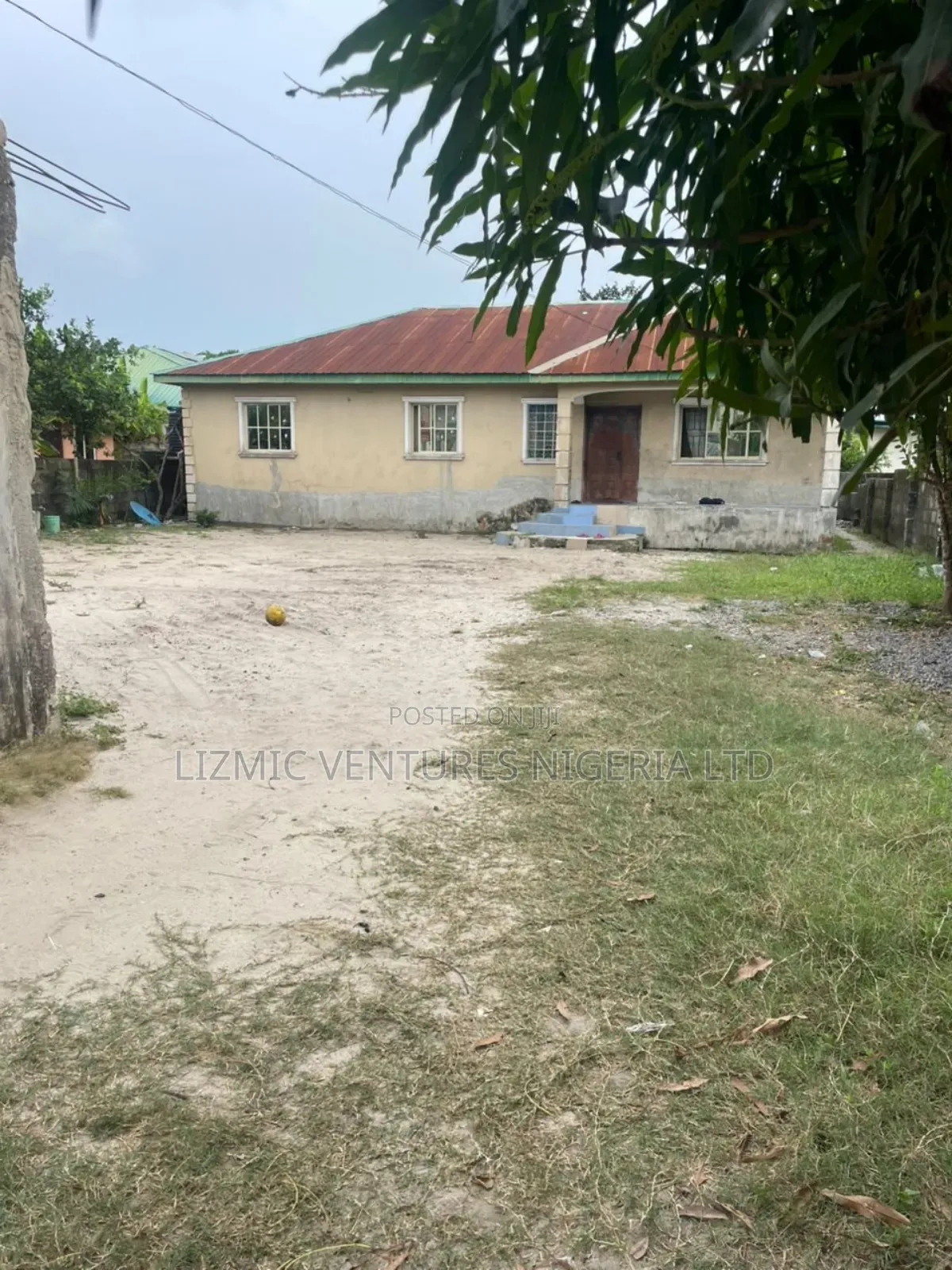3bdrm Bungalow in Greenlite, Lekki Expressway for sale in Lekki Expressway