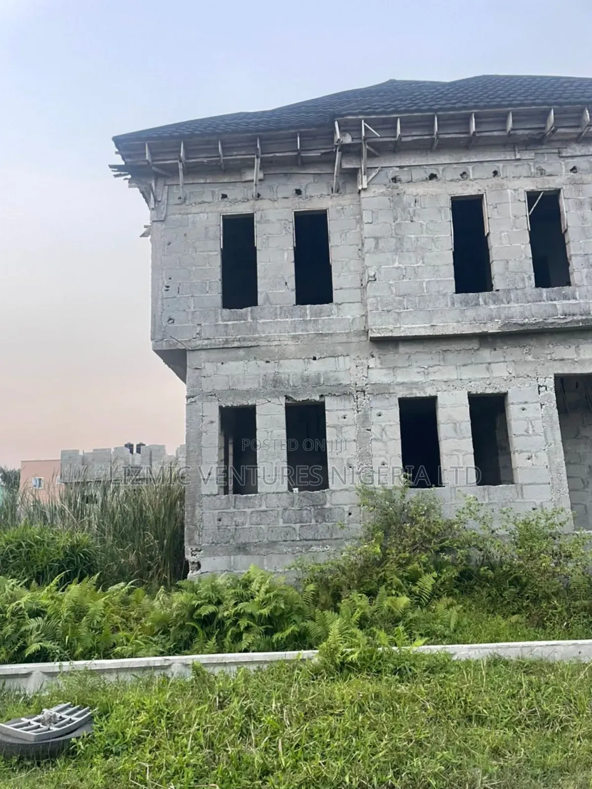 2bdrm Block of Flats in Greenlite, Lekki Expressway for sale in Lekki Expressway