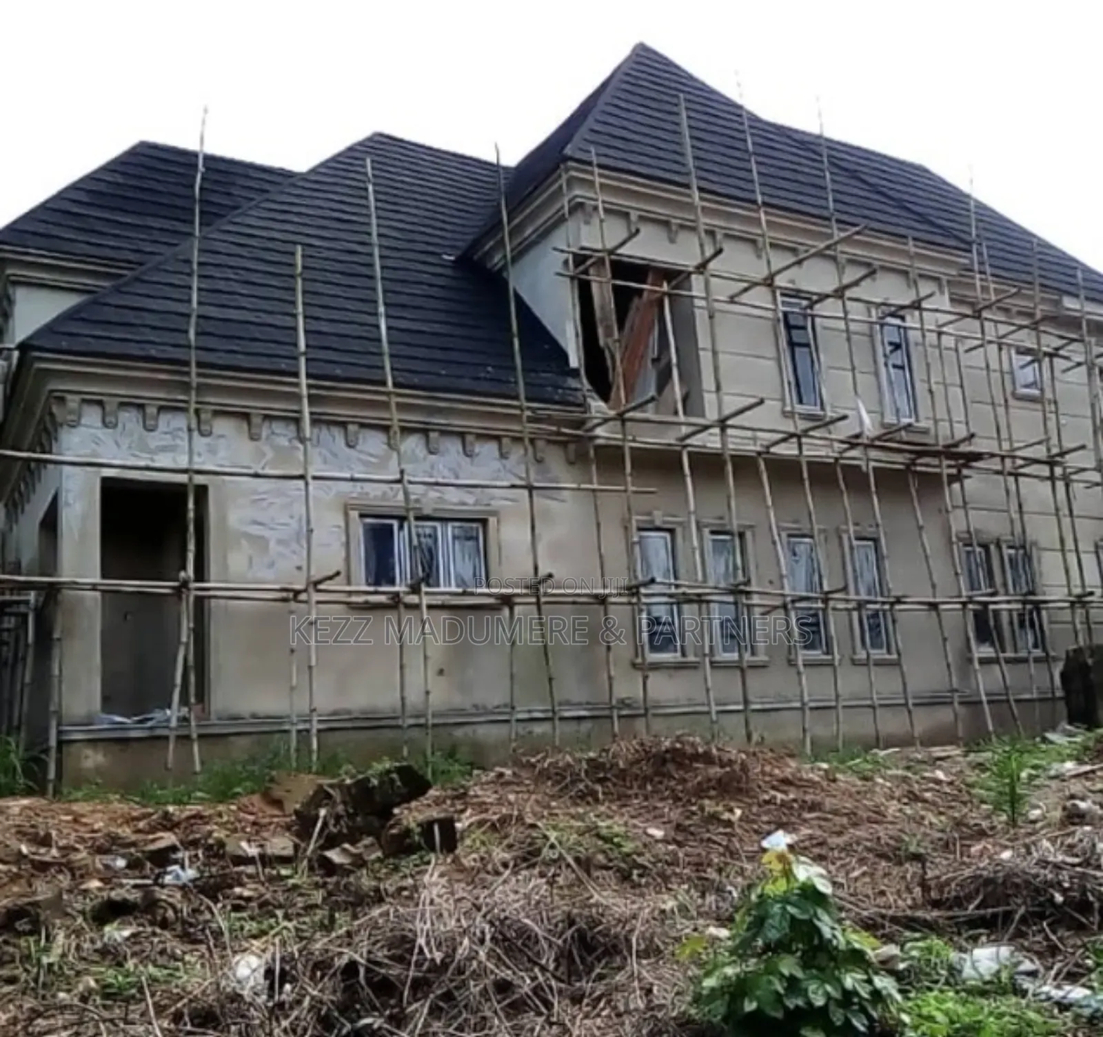 4bdrm Duplex in Federal Housing for sale in Umuahia
