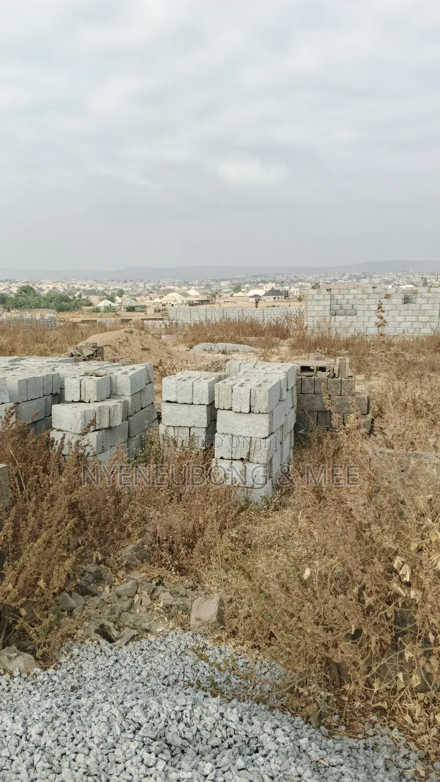 90/90 Land for Sale in Karu