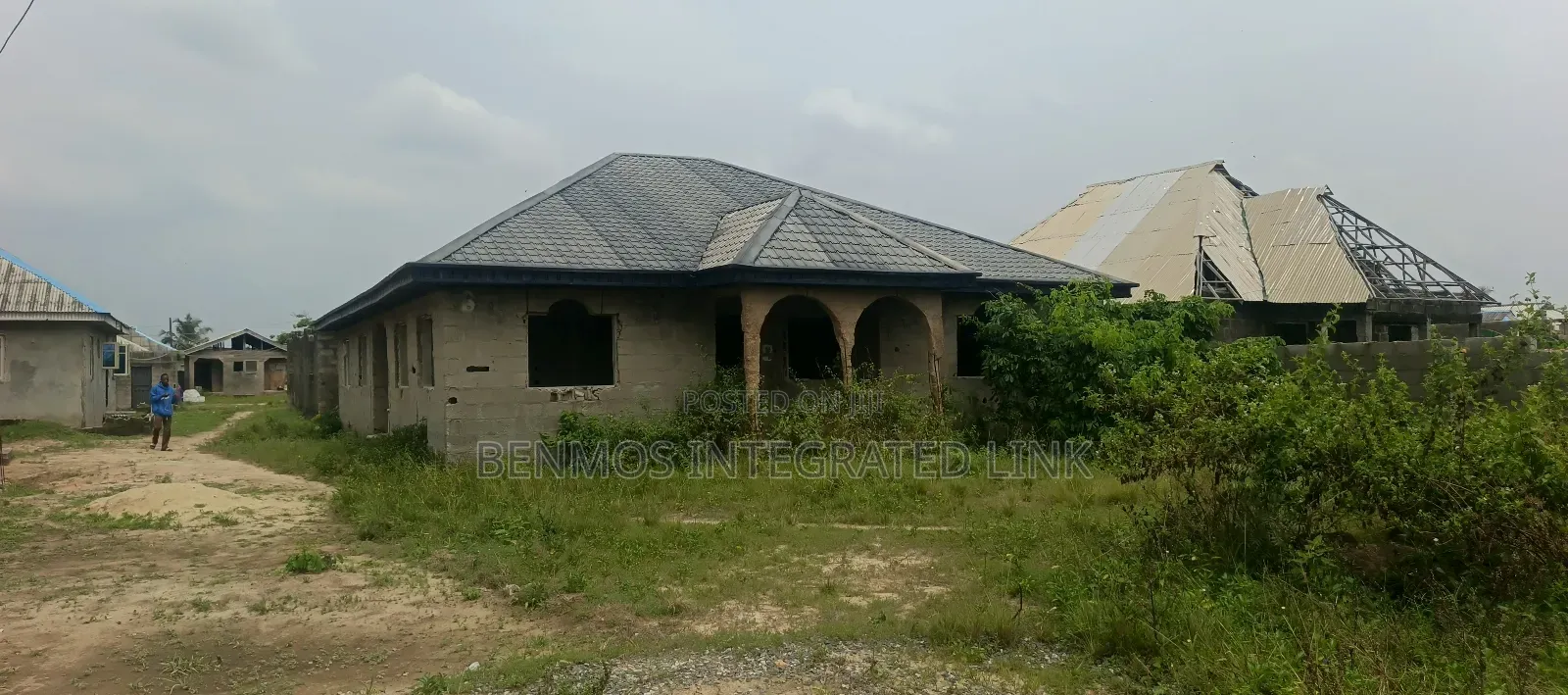 4bdrm Bungalow In Ajebo, Ikorodu For Sale in Ikorodu