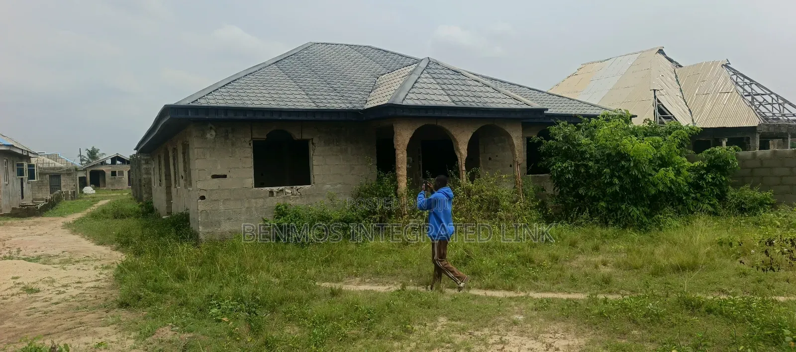 4bdrm Bungalow In Ajebo, Ikorodu For Sale in Ikorodu