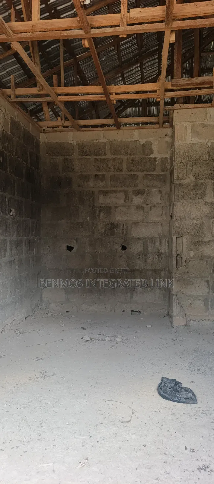 4bdrm Bungalow In Ajebo, Ikorodu For Sale in Ikorodu