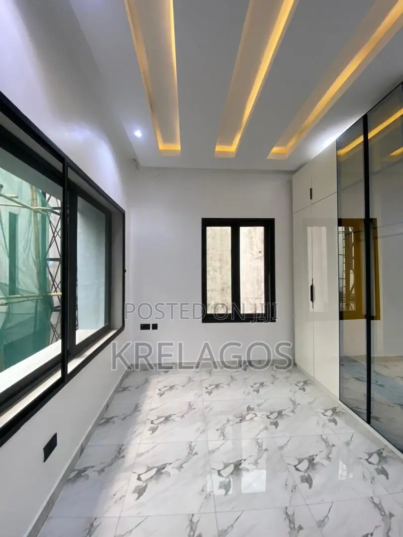 5bdrm Duplex in Osapa london for rent in Osapa london