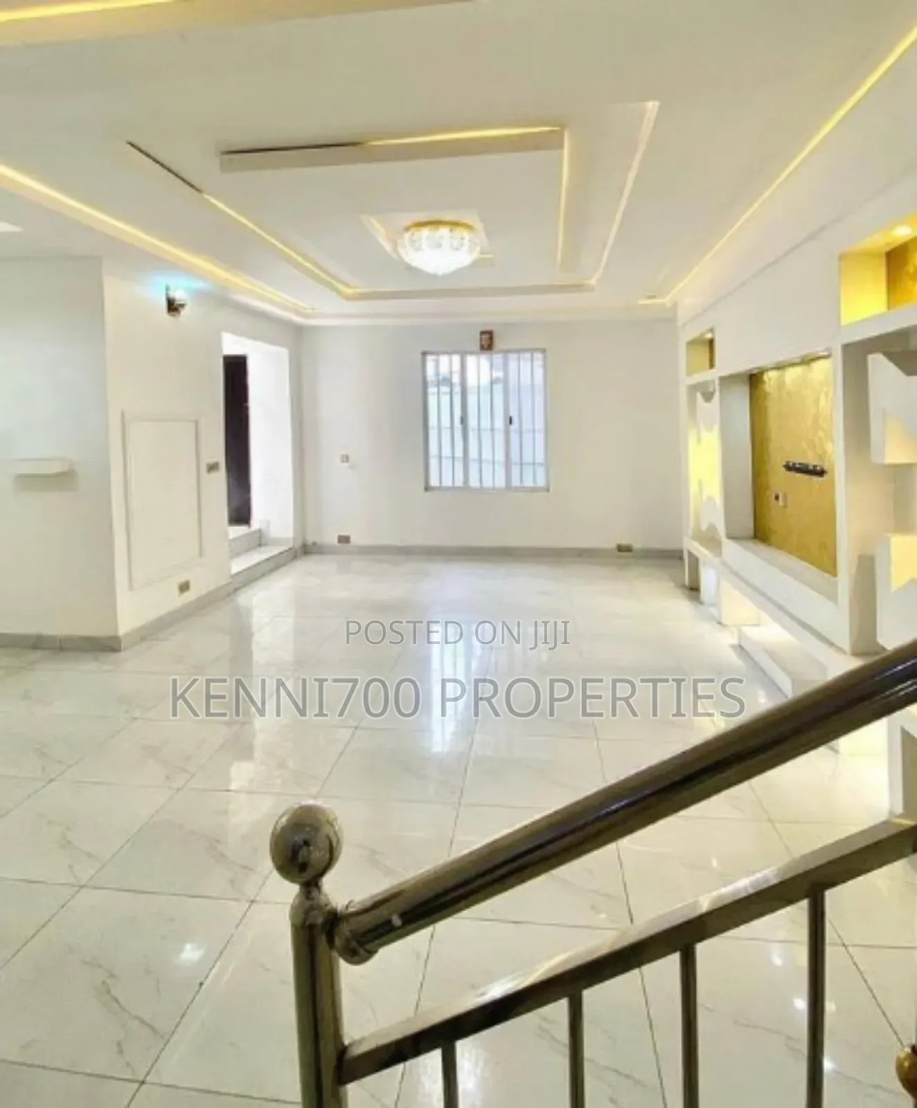 5bdrm Duplex in Flora'S Court, Berger for sale in Berger