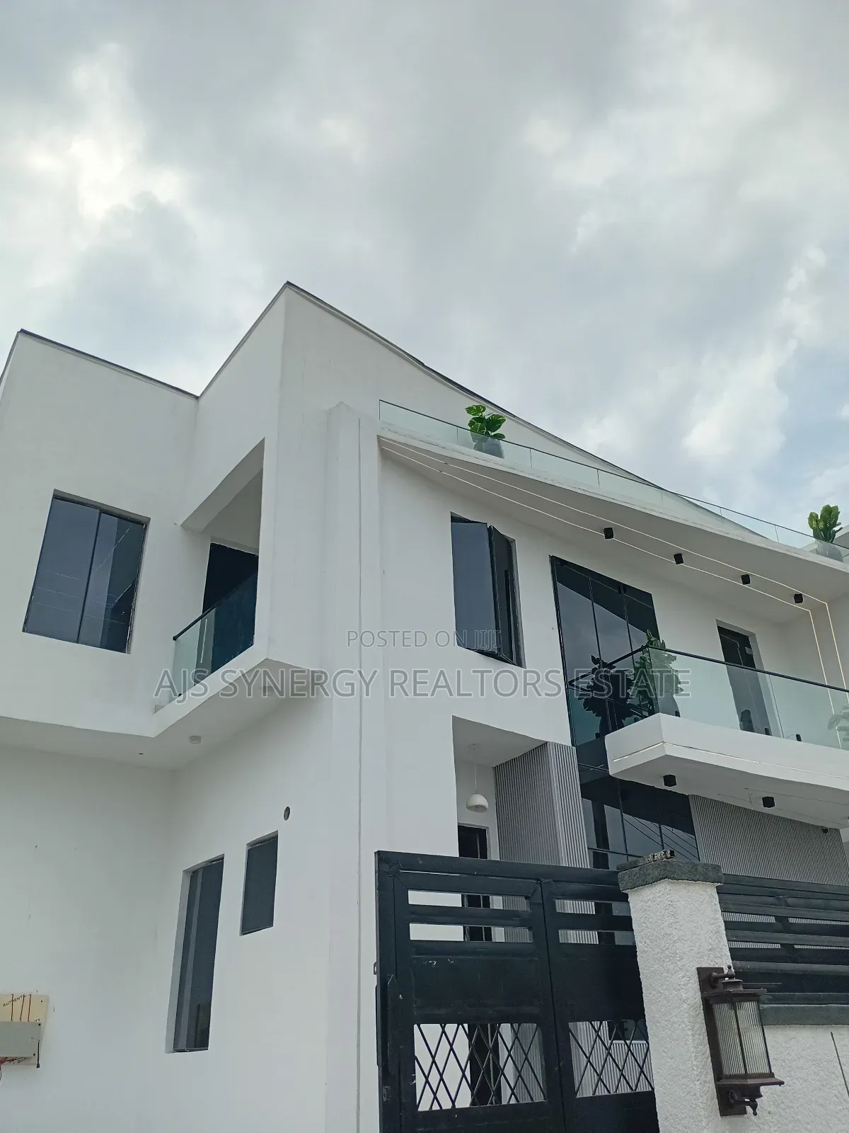 4bdrm Duplex in Ado / Ajah for sale in Ado / Ajah