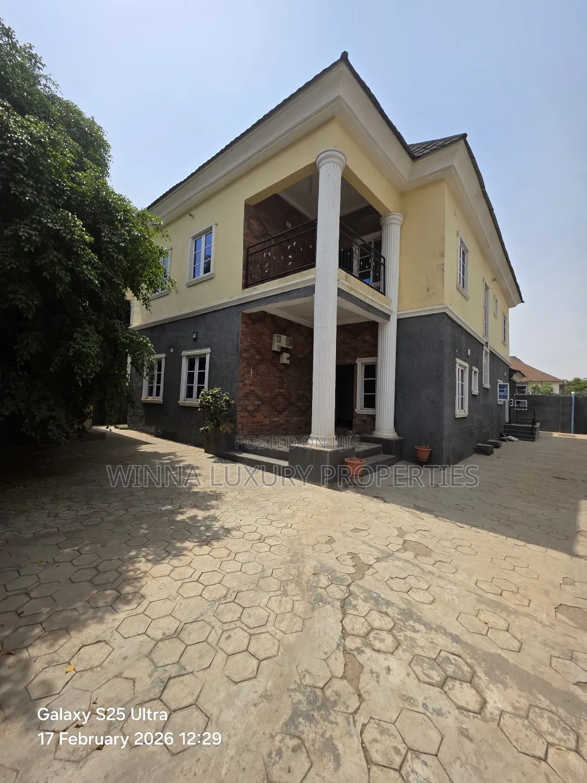 4bdrm Duplex in Urban Dwell, Lugbe District for rent in Lugbe District