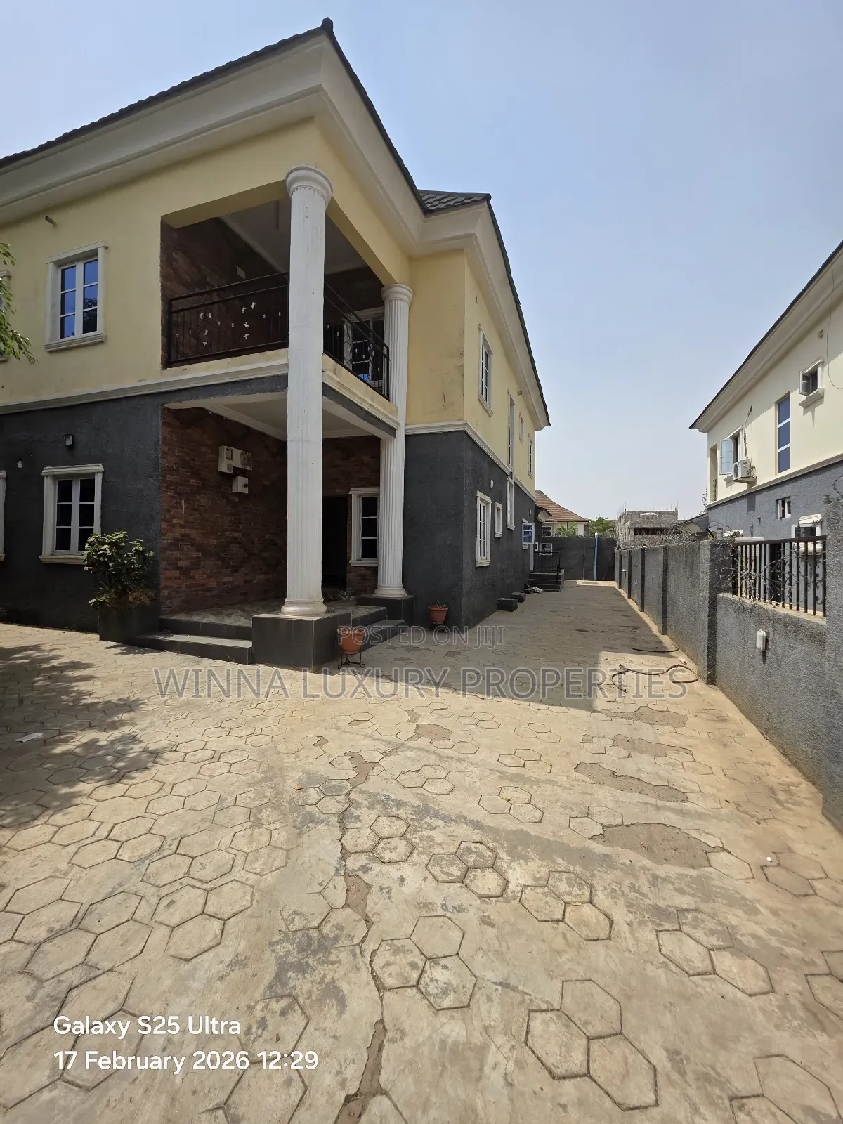 4bdrm Duplex in Urban Dwell, Lugbe District for rent in Lugbe District