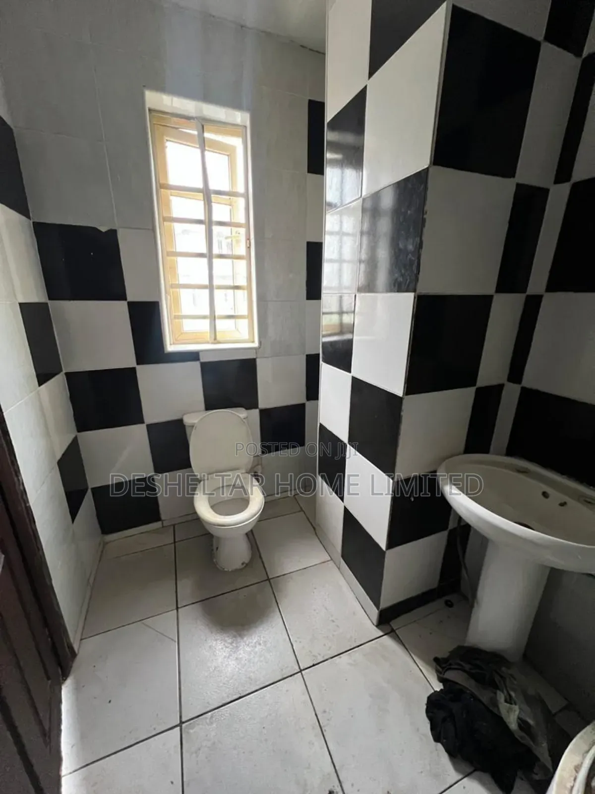 3bdrm Shared Apartment in Southern View Estate, Chevron for rent in Chevron
