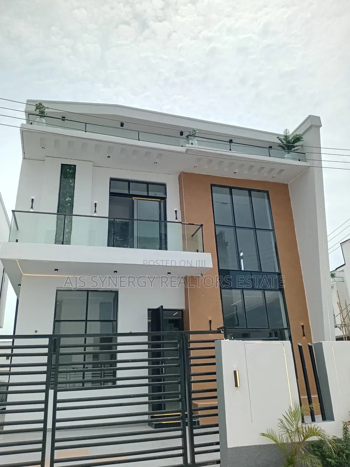4bdrm Duplex in Ado / Ajah for sale in Ado / Ajah