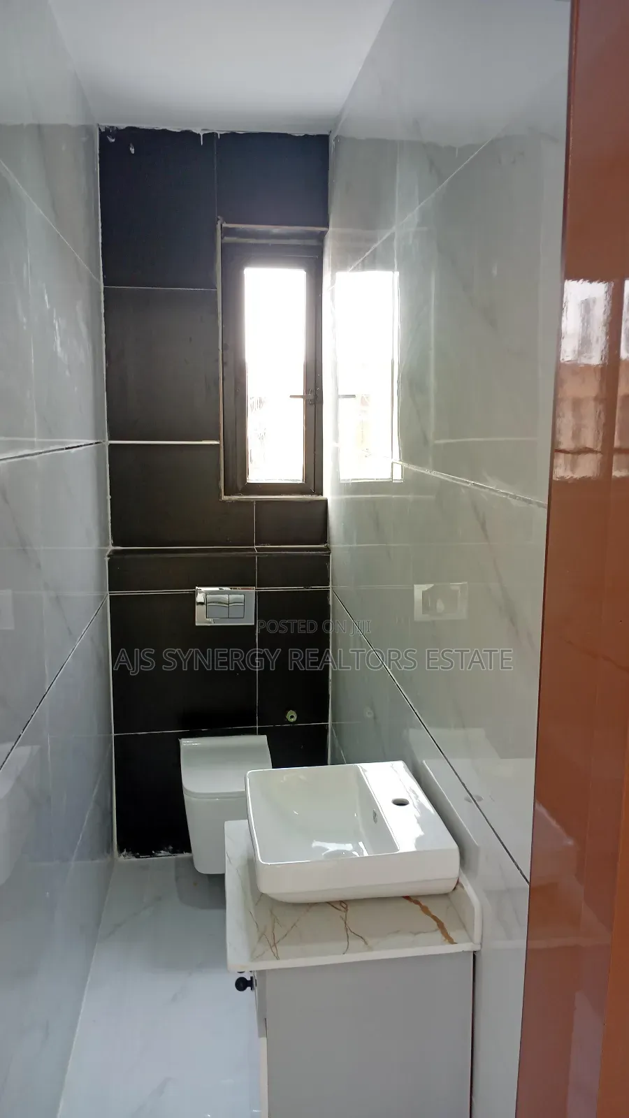 5bdrm Duplex in Ado / Ajah for sale in Ado / Ajah