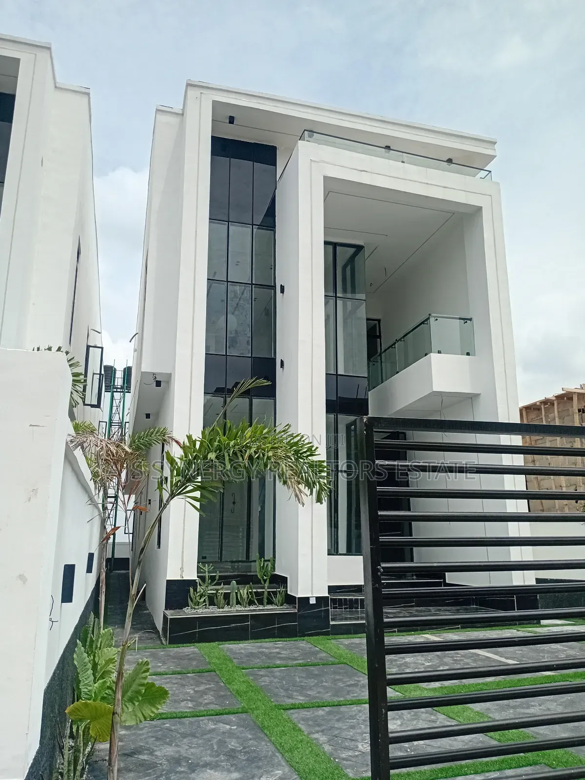 5bdrm Duplex in Ado / Ajah for sale in Ado / Ajah