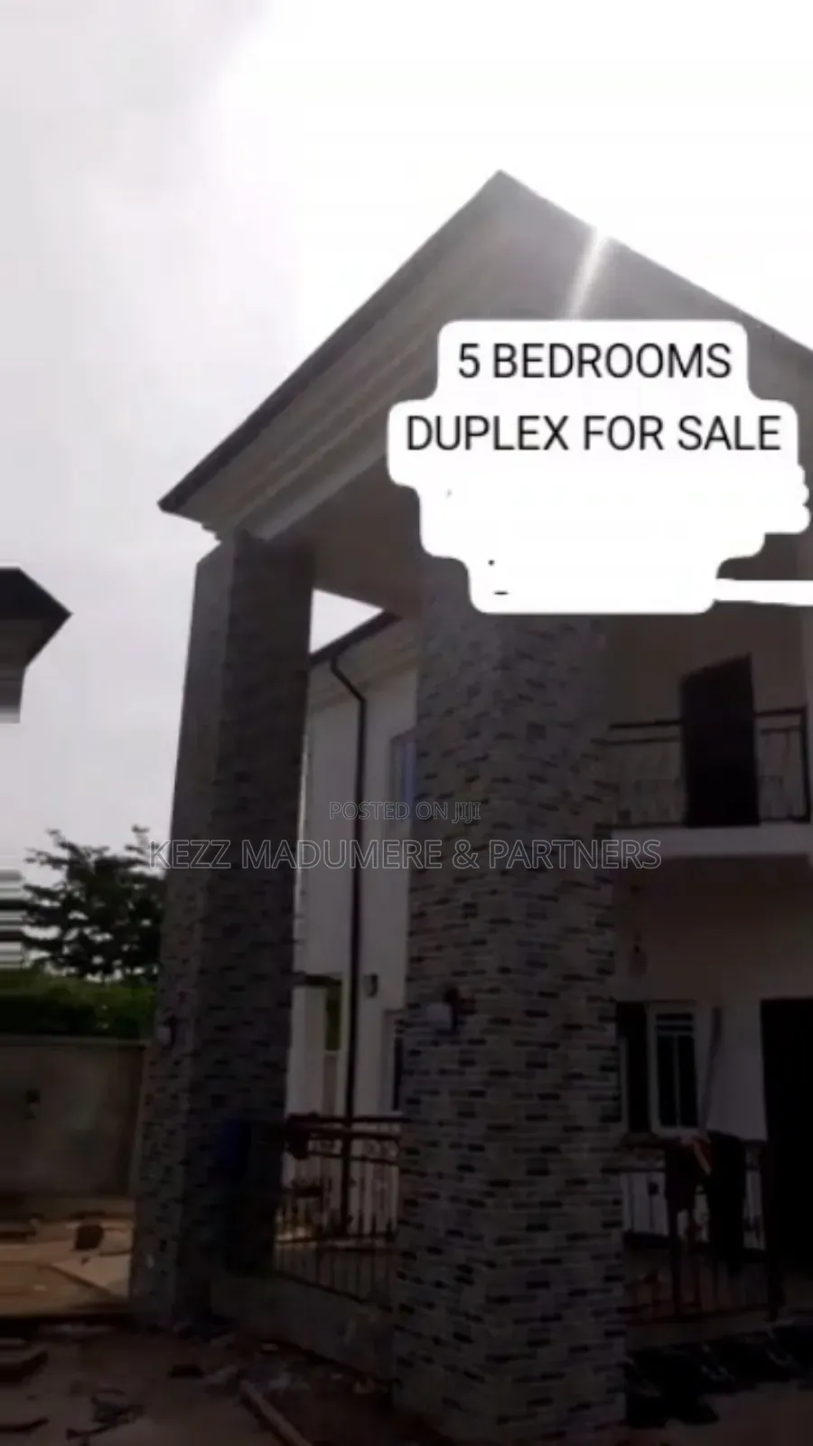 5bdrm Duplex in Inside An Estate In for sale in Umuahia