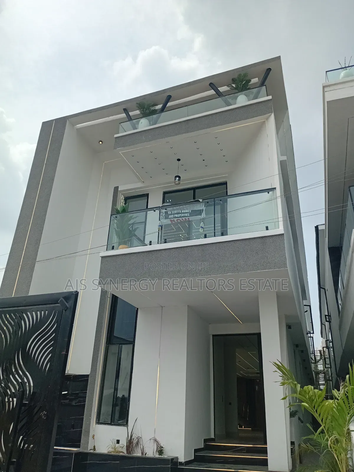 5bdrm Duplex in Ado / Ajah for sale in Ado / Ajah