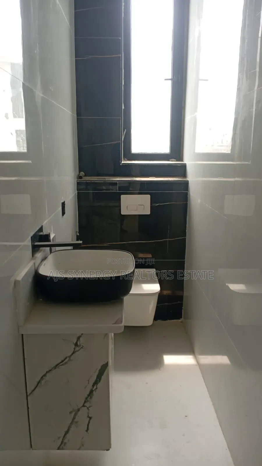 5bdrm Duplex in Ado / Ajah for sale in Ado / Ajah