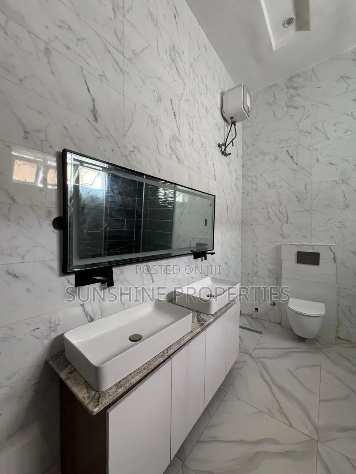 5bdrm Duplex in Osapa london for sale in Osapa london