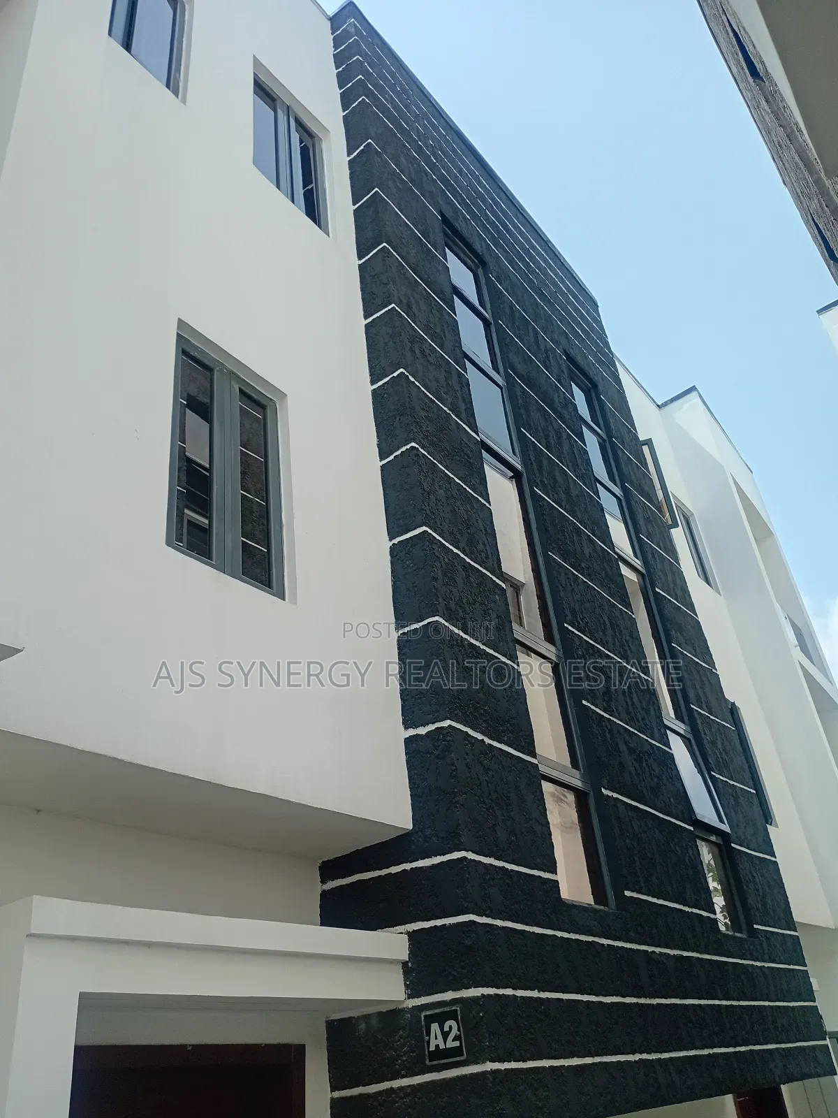 3bdrm Duplex in Abraham Adesanya Estate for sale in Abraham Adesanya Estate