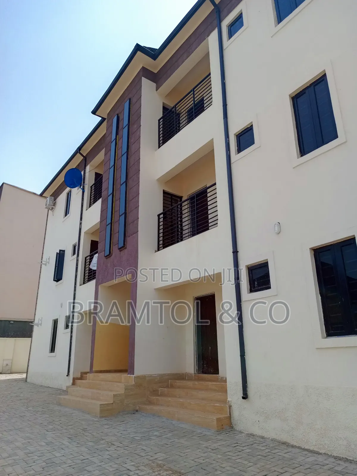 2bdrm Block of Flats in Wuye for rent in Wuye