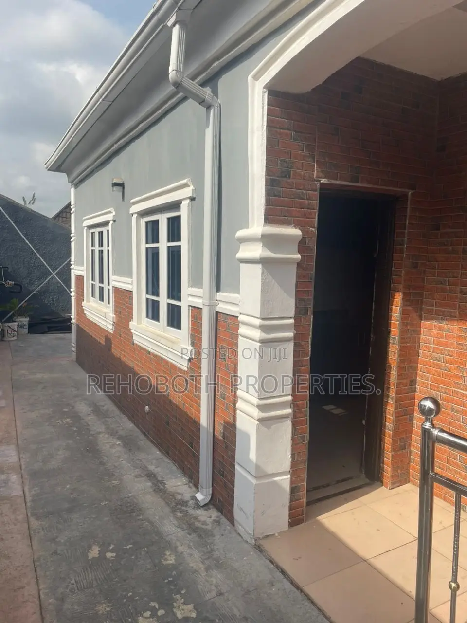 2bdrm Bungalow in Promise Land Elebu, Akala Express for rent in Akala Express