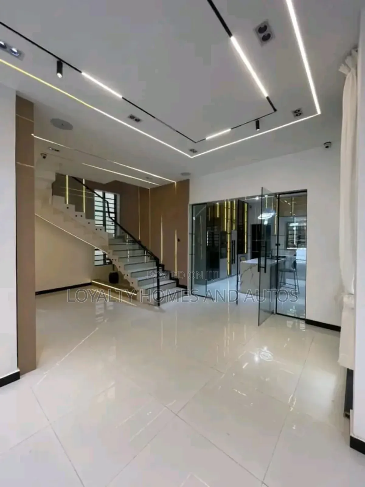 5bdrm Duplex in Adeniyi Jones for sale in Adeniyi Jones