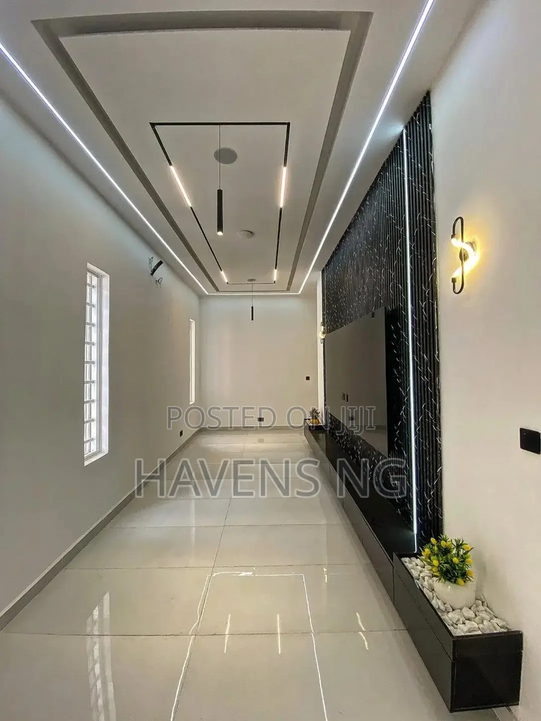 5bdrm Duplex in Ologolo for sale in Ologolo