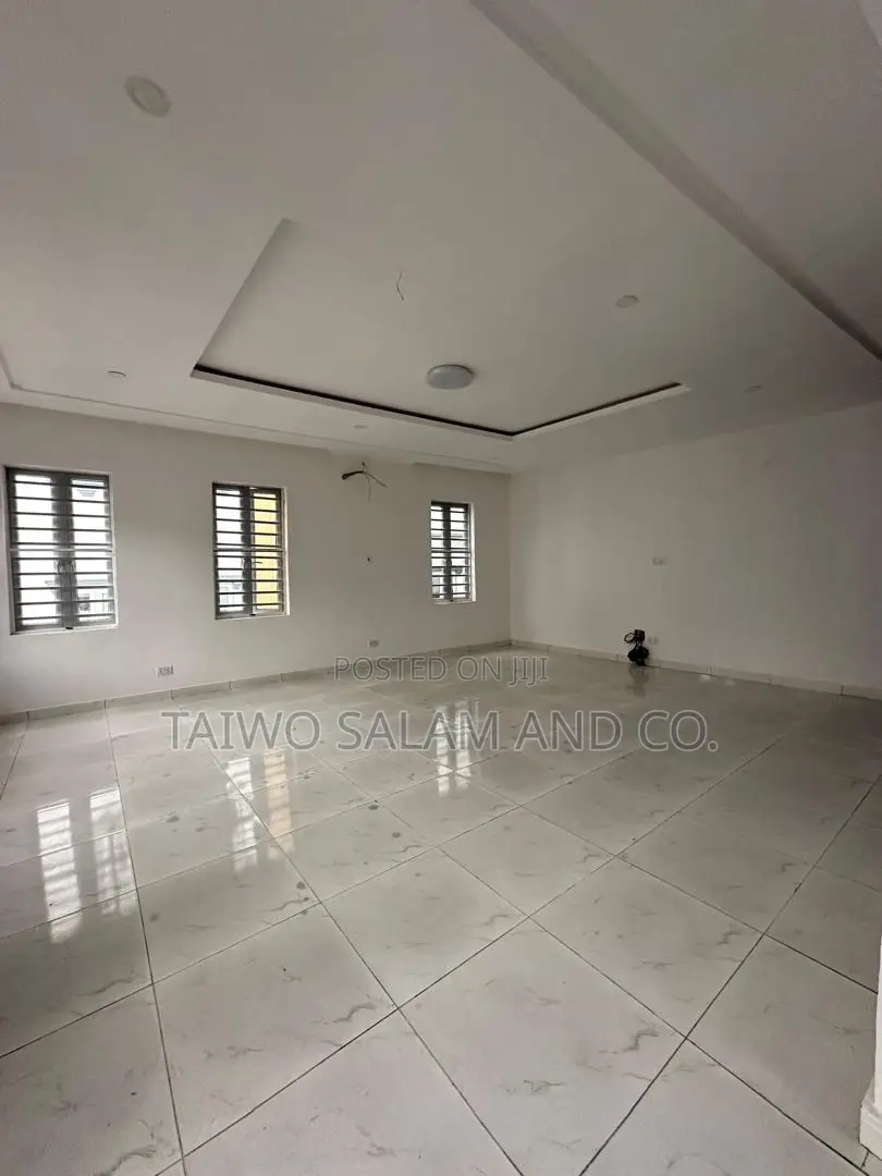 Furnished 4bdrm Duplex in Apampa, Jericho for sale in Jericho