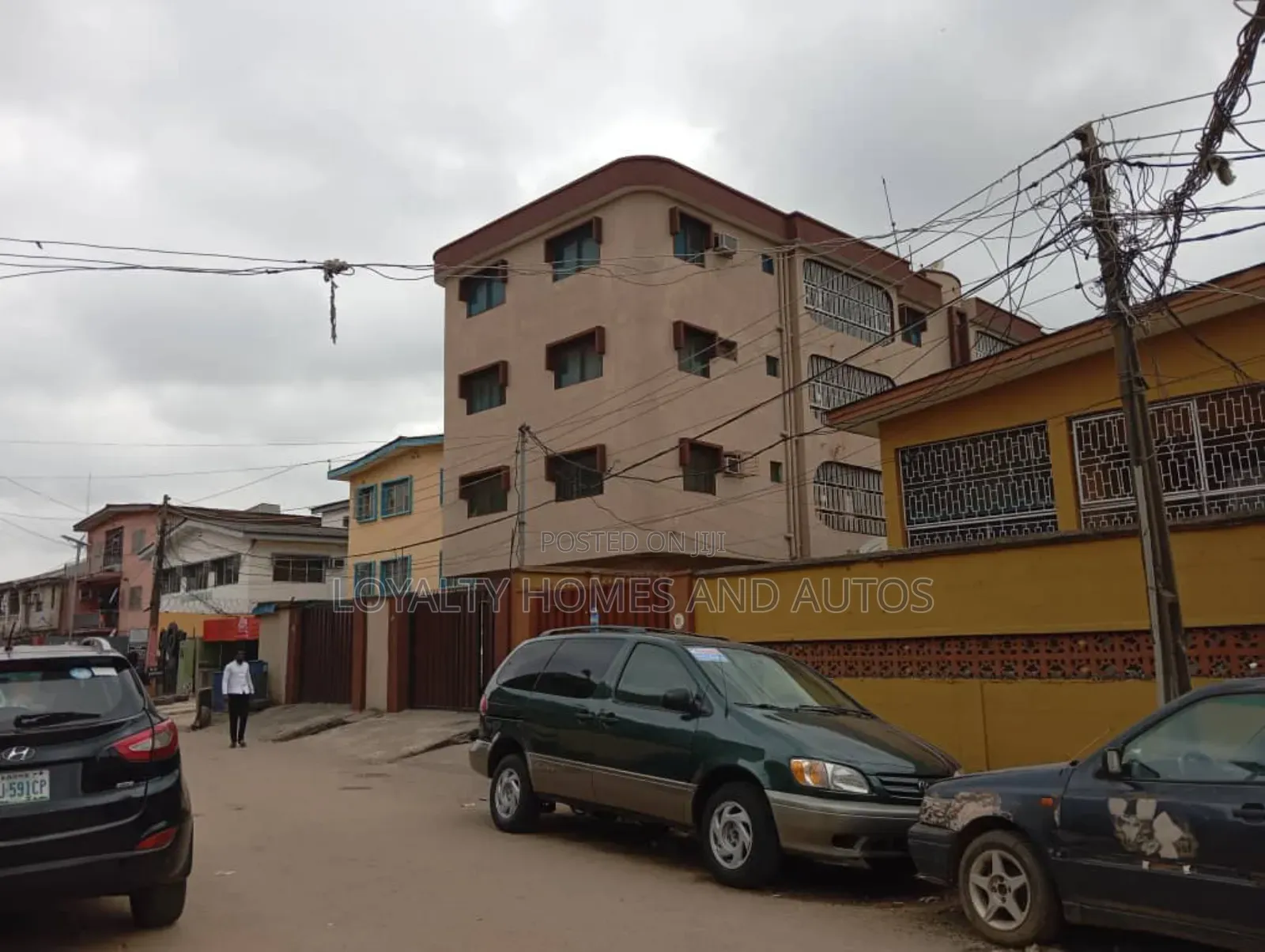 3bdrm House in Toyin Street for sale in Toyin Street