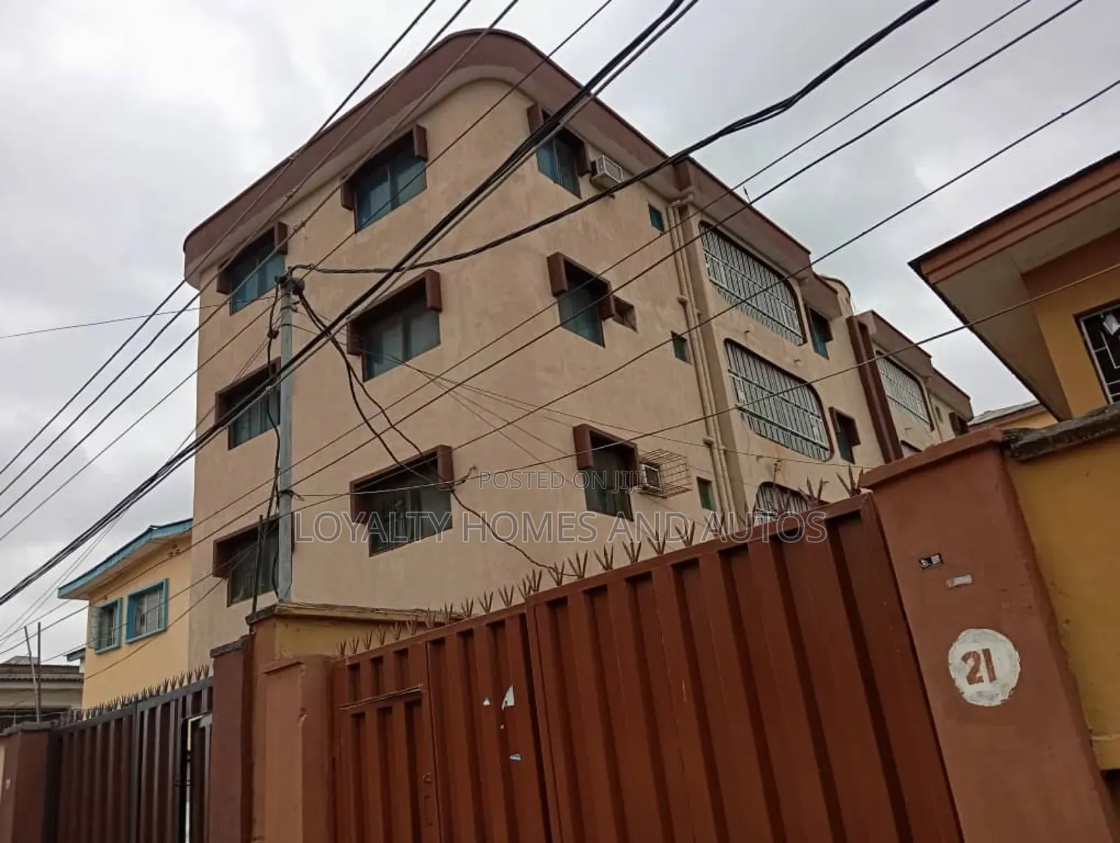3bdrm House in Toyin Street for sale in Toyin Street