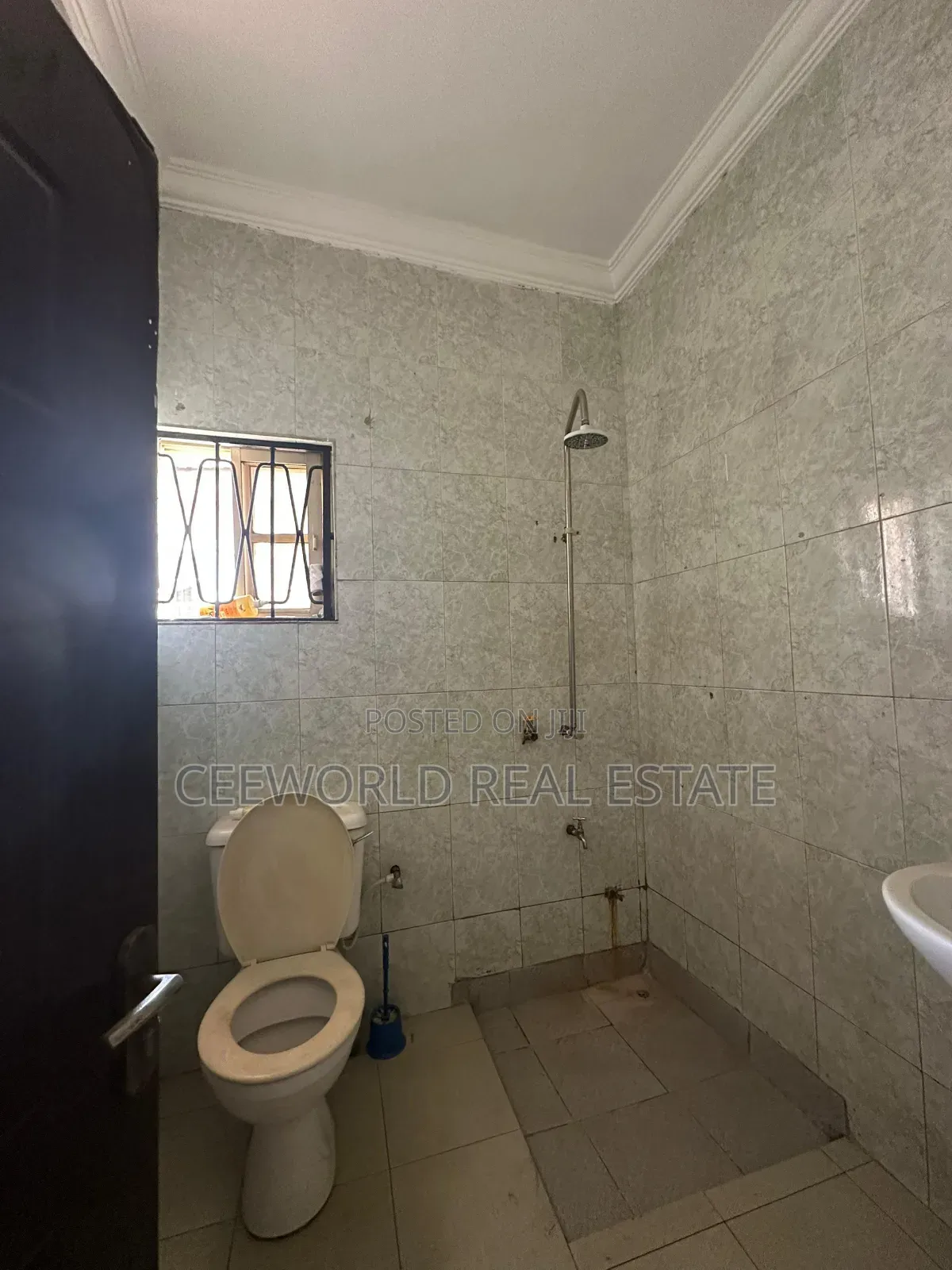 2bdrm Apartment in Idishin Main Estate for rent in Idishin