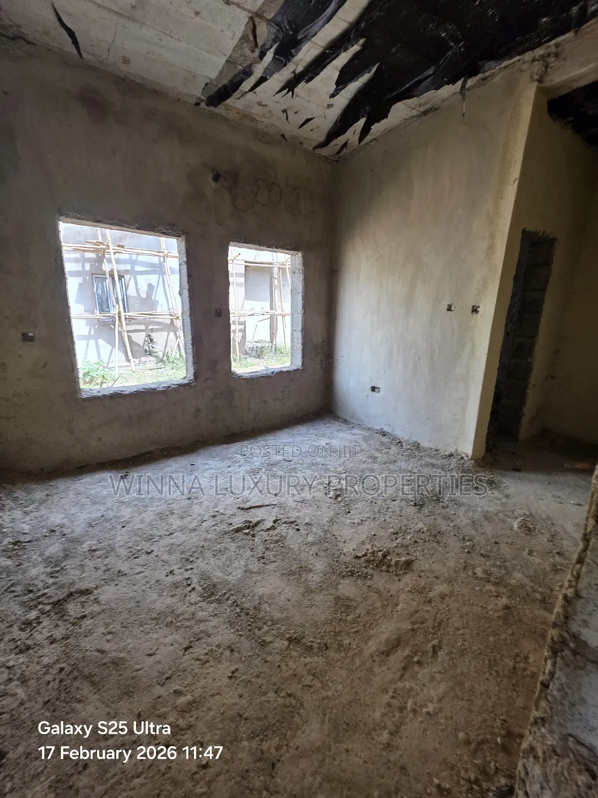 6bdrm Duplex in Diamond City, Lugbe District for sale in Lugbe District