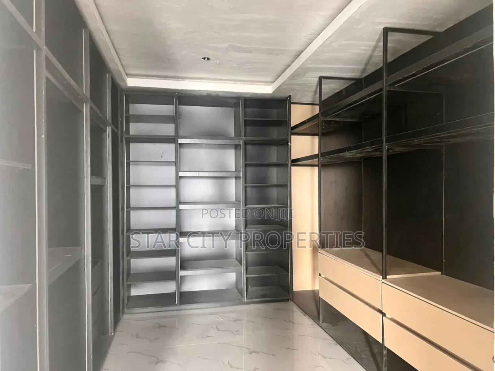 4bdrm Maisonette in Ikoyi Lagos, Banana Island for sale in Banana Island