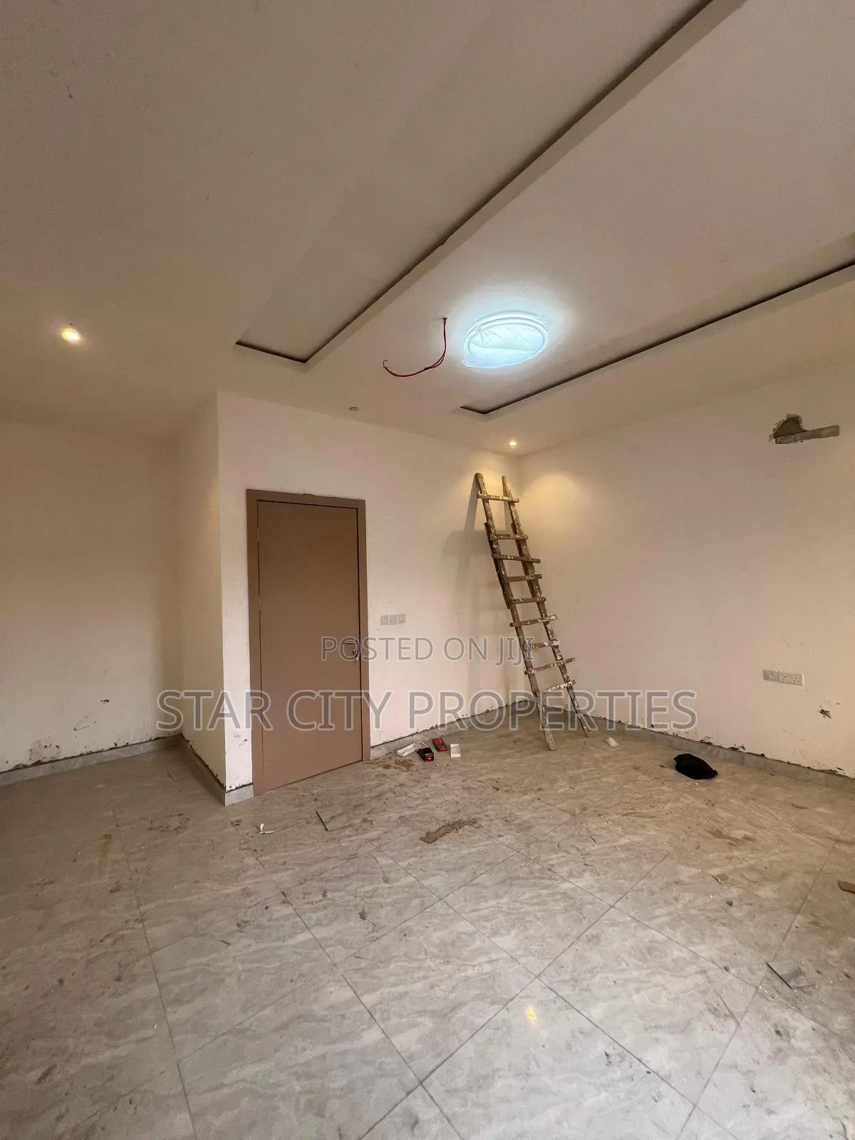 5bdrm Duplex in Surulere Lagos for sale in Surulere