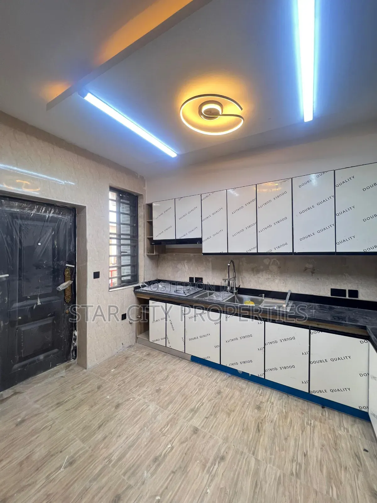 4bdrm Townhouse/Terrace in Surulere Lagos for sale in Surulere